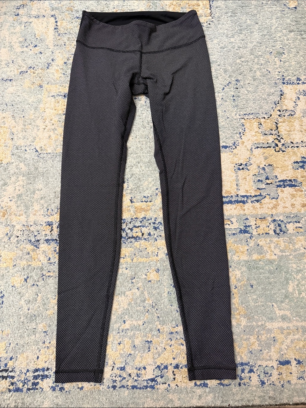lululemon athletica Black and white  High-Rise Leggings size 4